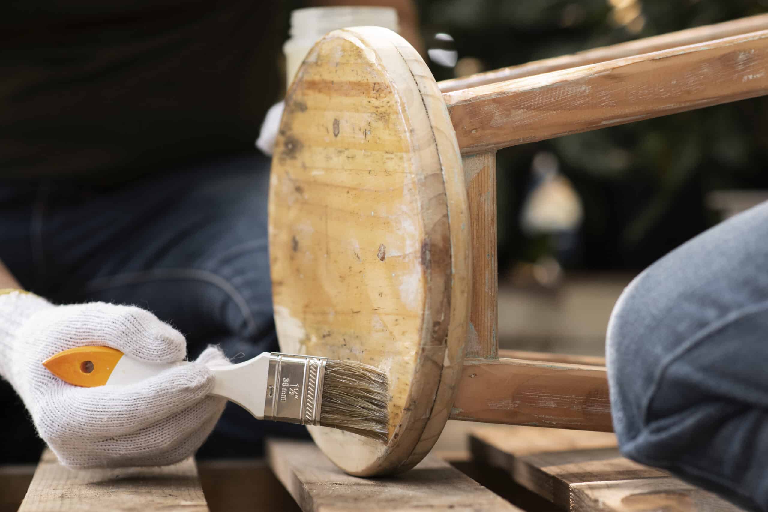 Peindre des chaises en bois : nos conseils ? Blog BUT
