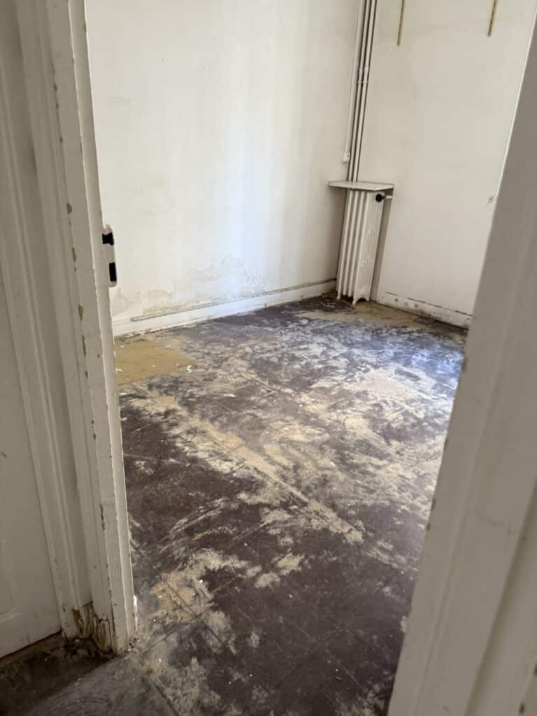 etat-initial-chambre-vetuste-travaux-renovation