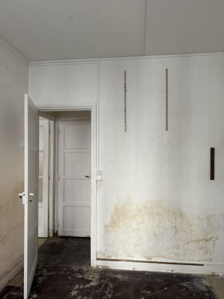etat-mur-abime-chambre-avant-travaux